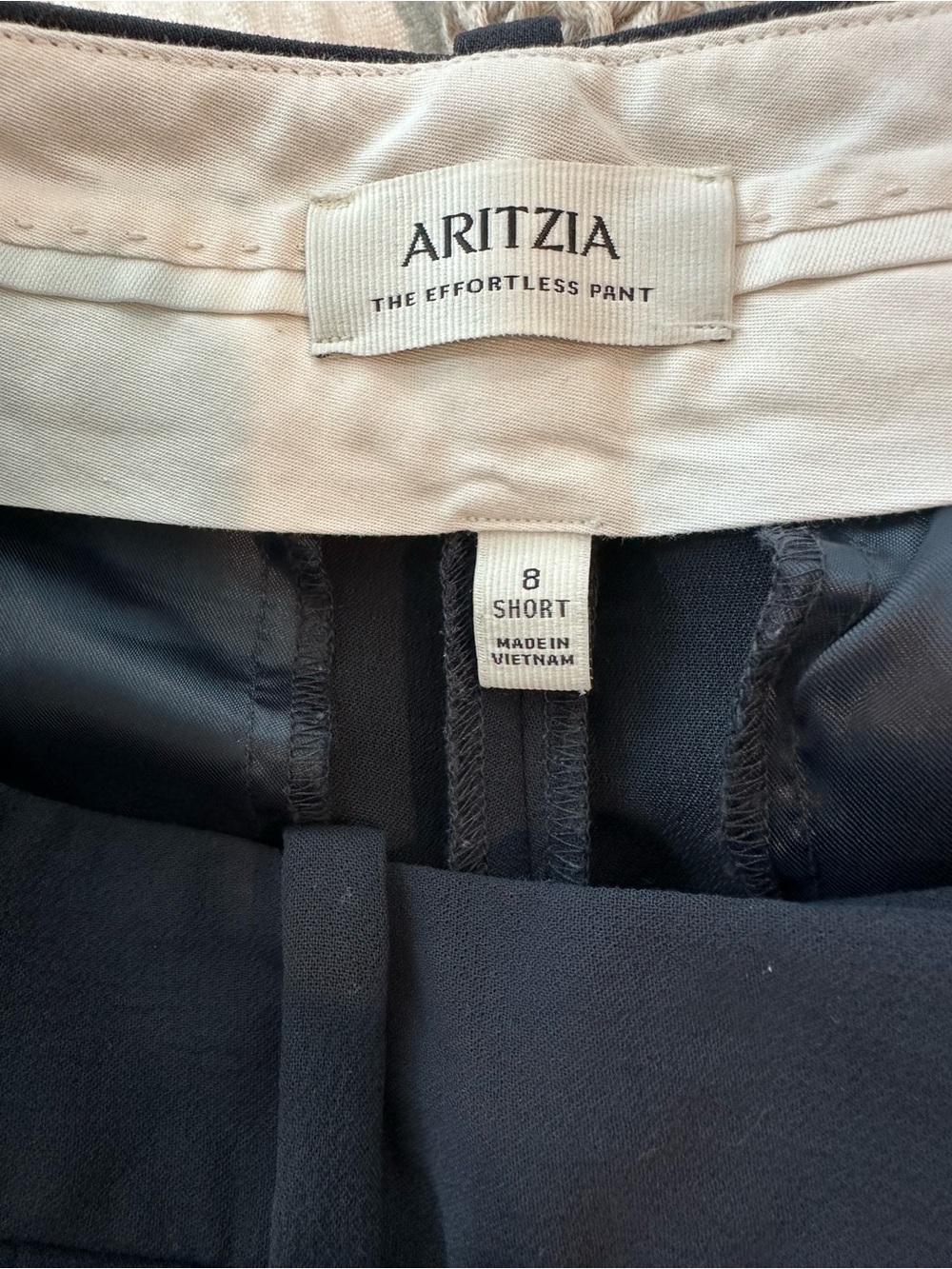 Aritzia The Effortless Pant in Navy 8 Short - Picture 5 of 7